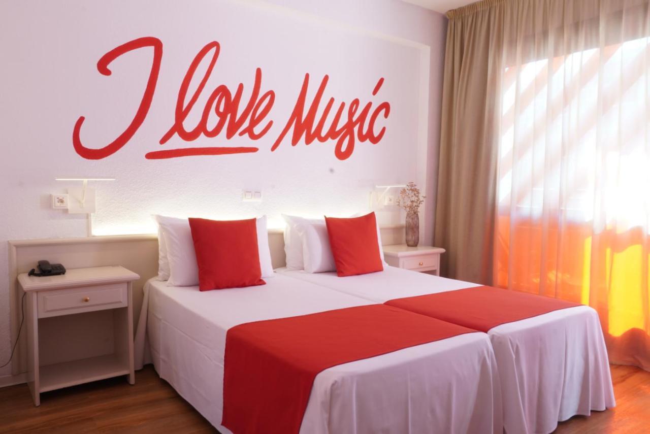Lloret Vibe Affiliated By Fergus (Adults Only) Lloret de Mar Exteriér fotografie